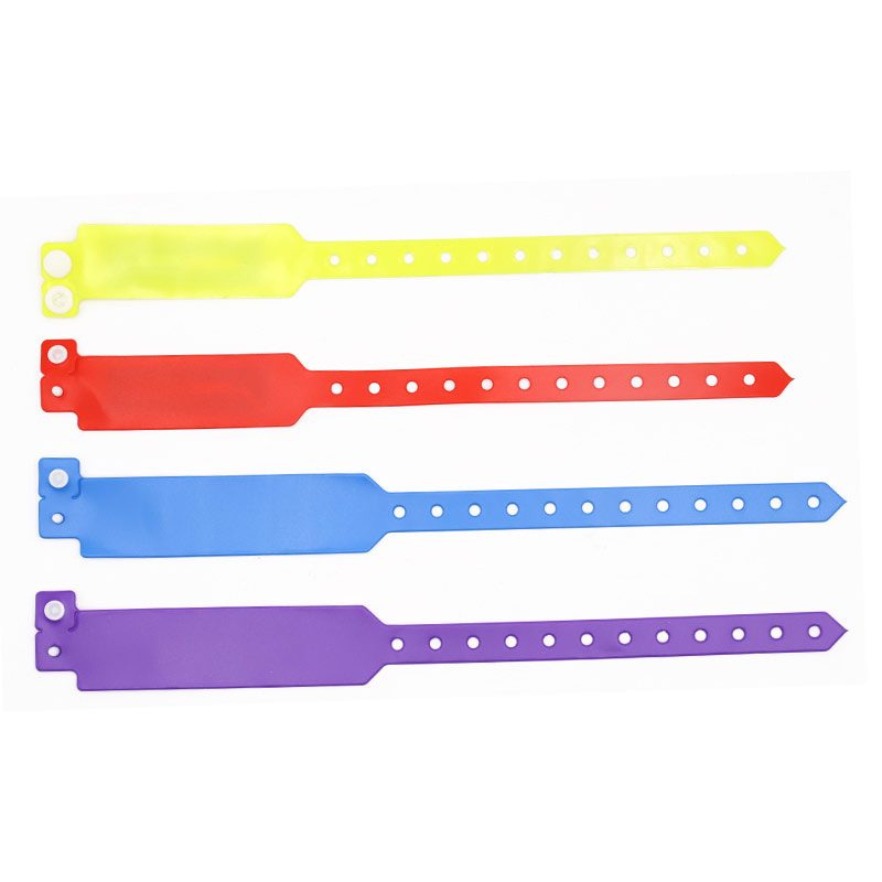 P107 RFID Disposable PVC Wristband 1